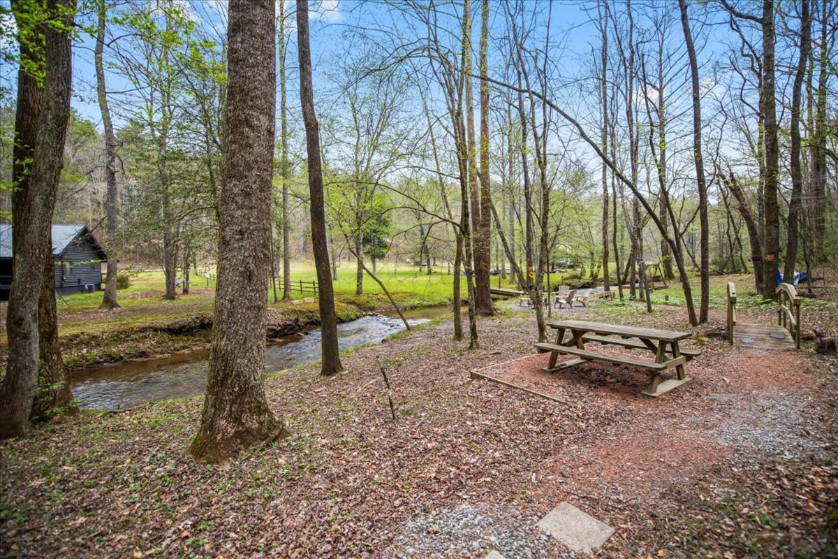 Вилла Cozy Cabin Beside Briar Creek, Fire Pit, Wifi Эллиджей Экстерьер фото
