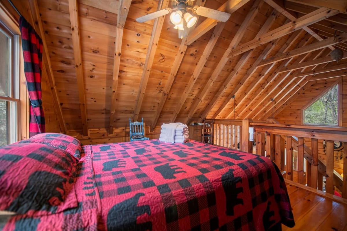 Вилла Cozy Cabin Beside Briar Creek, Fire Pit, Wifi Эллиджей Экстерьер фото